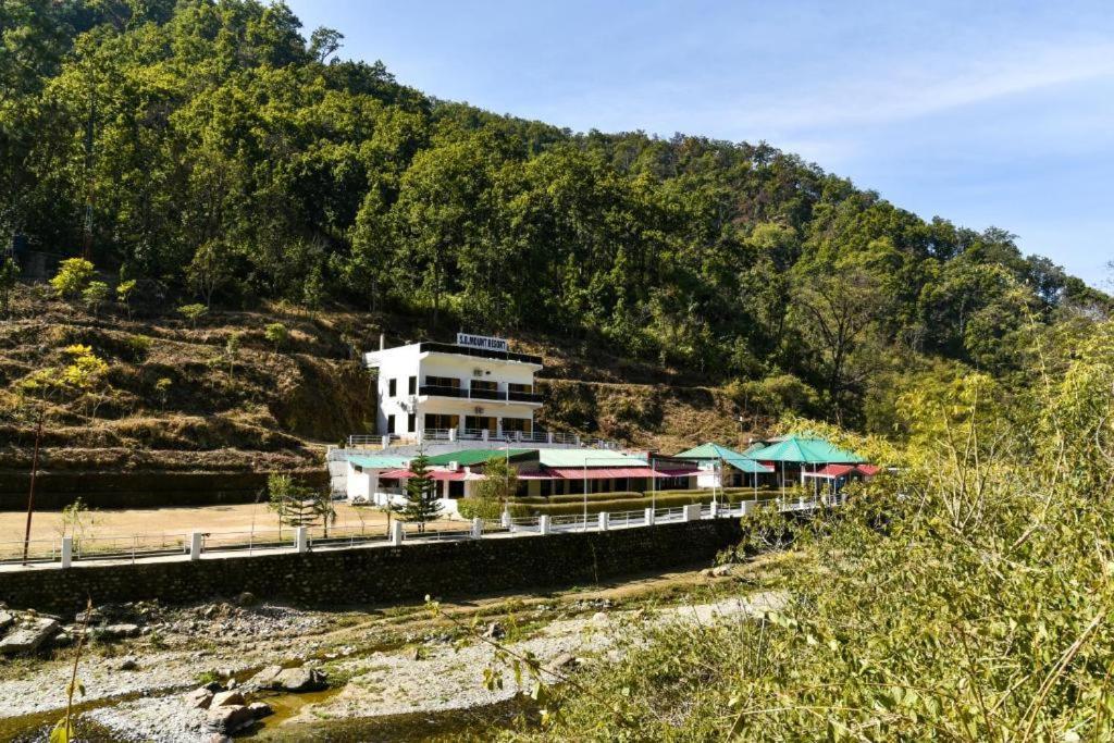 Riverside Resort Lansdowne Exterior photo