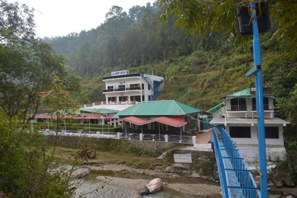 Riverside Resort Lansdowne Exterior photo