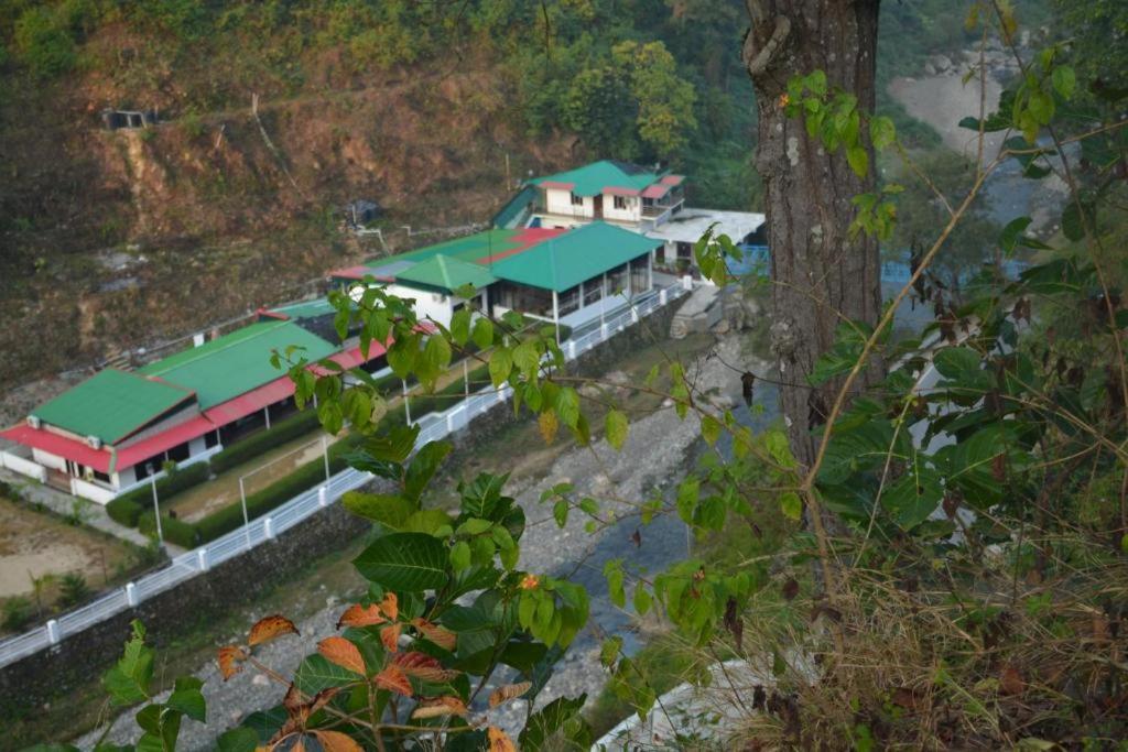 Riverside Resort Lansdowne Exterior photo